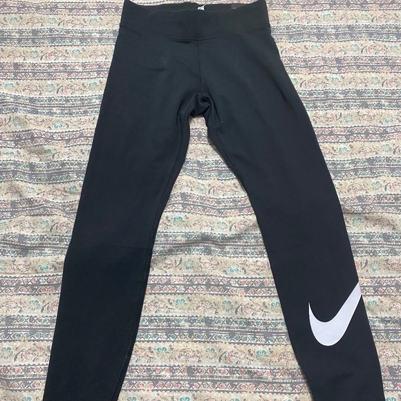 Nike Leggings - Picture 1 of 3